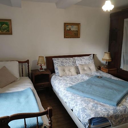 Gite Les Chavautes - Ciney Extérieur photo