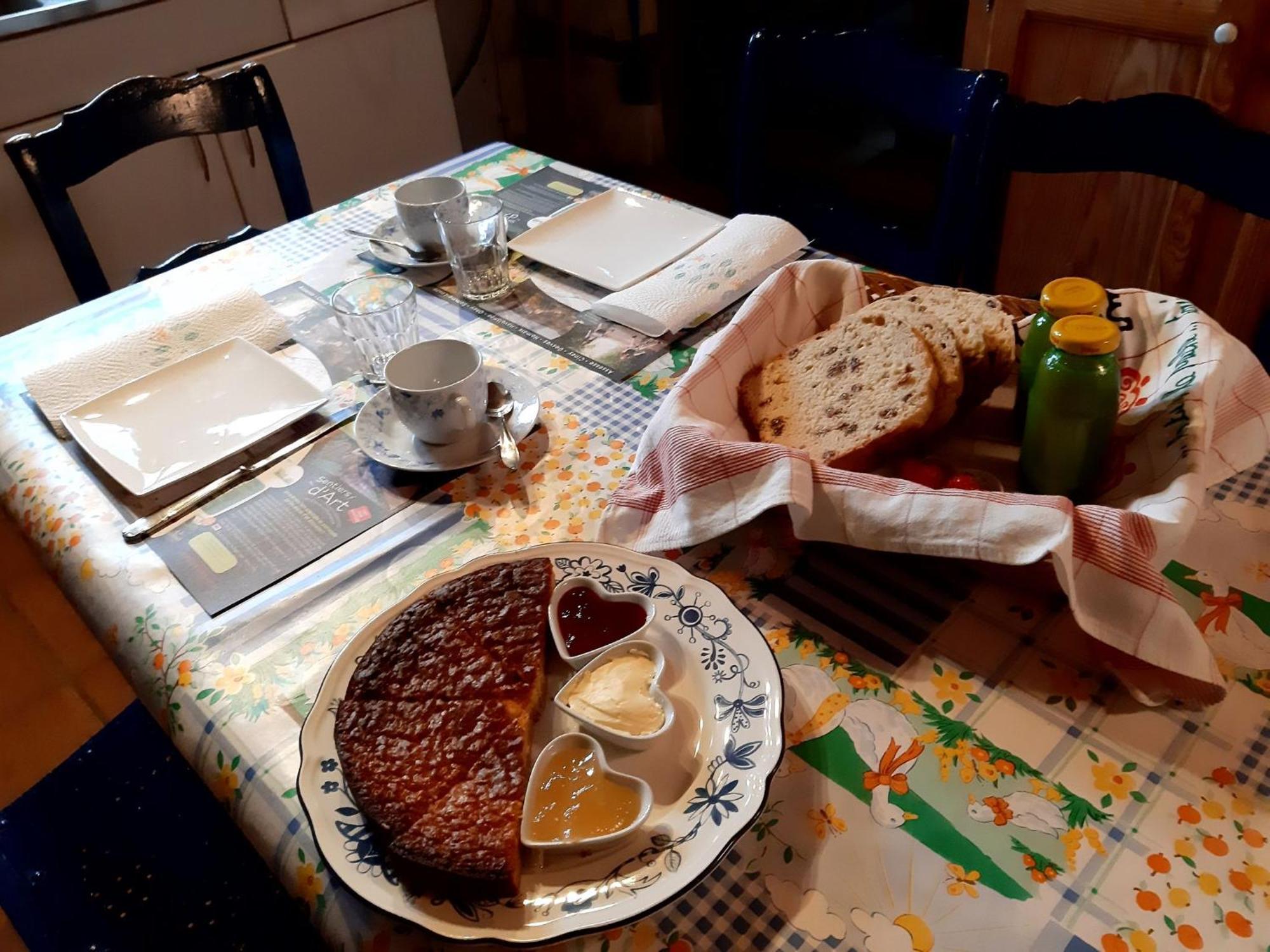 Gite Les Chavautes - Ciney Extérieur photo