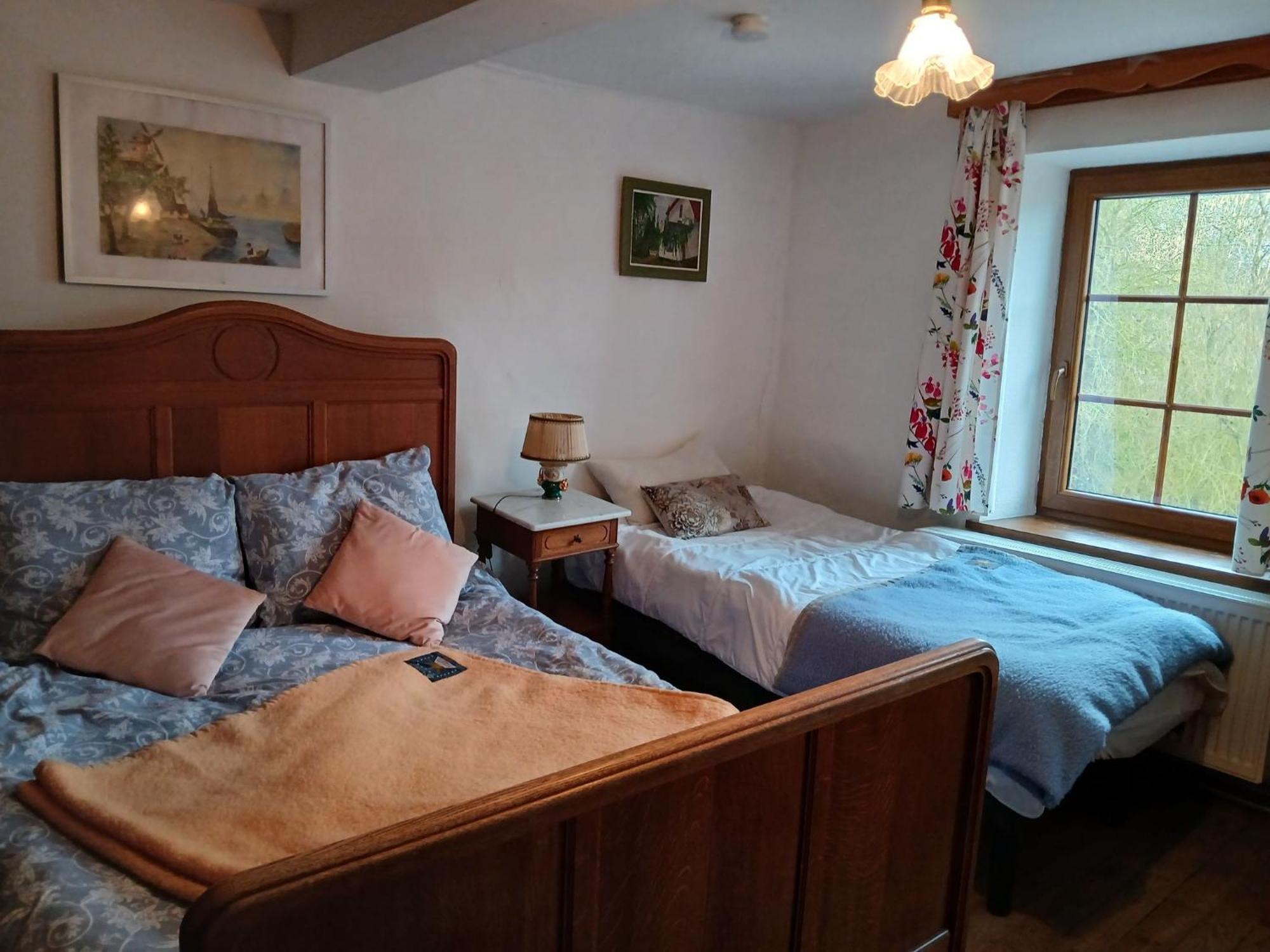 Gite Les Chavautes - Ciney Extérieur photo